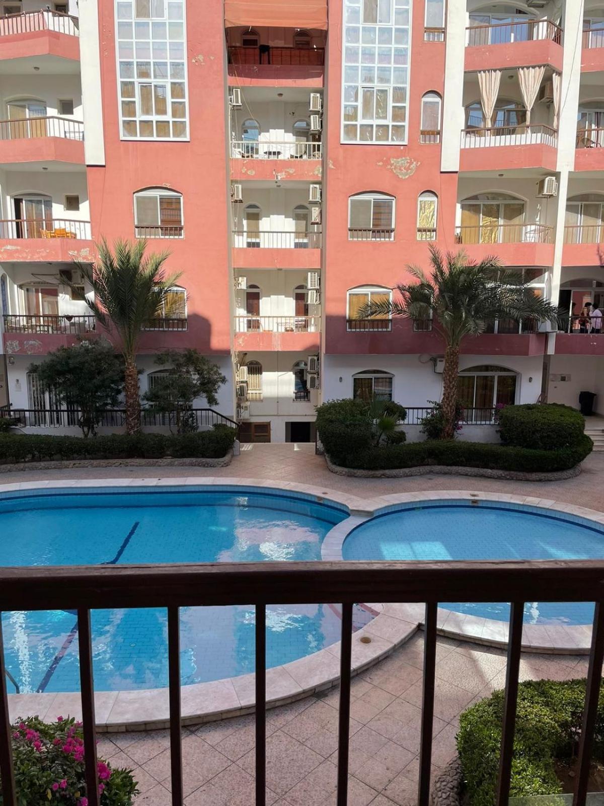 Desert Pearl Apartment Хургада Экстерьер фото